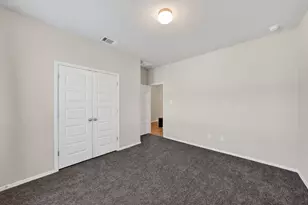 20703 Ridgeview Rd, Lago Vista, TX 78645 - Photo 22