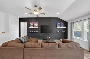 20703 Ridgeview Rd, Lago Vista, TX 78645 - Photo 8