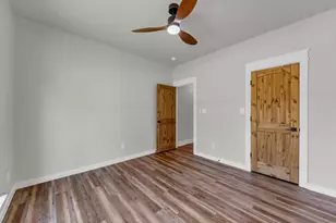 160 W Stonecastle Dr, Granite Shoals, TX 78654 - Photo 16