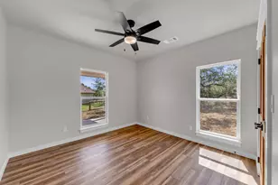 160 W Stonecastle Dr, Granite Shoals, TX 78654 - Photo 12