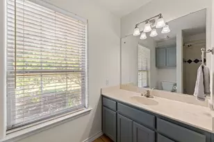 18682 Champions Cir, Lago Vista, TX 78645 - Photo 12