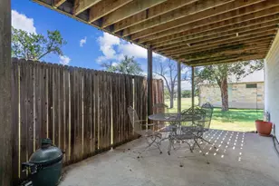 18682 Champions Cir, Lago Vista, TX 78645 - Photo 26