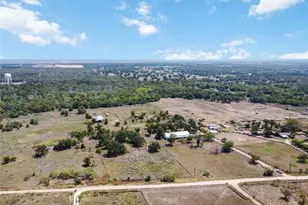 145 3 Oaks Ln, Bastrop, TX 78602 - Photo 32