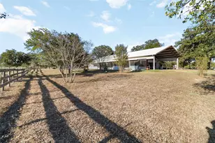 145 3 Oaks Ln, Bastrop, TX 78602 - Photo 2