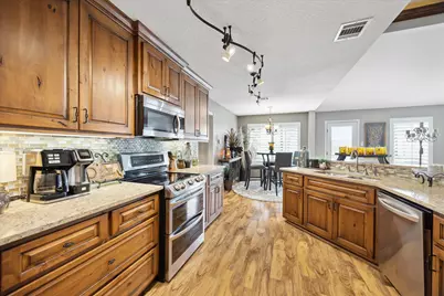 515 Wesley Ridge Drive, Spicewood, TX 78669 - Photo 12