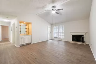 1202 Thorpe Ln, San Marcos, TX 78666 - Photo 20