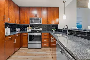 360 Nueces St, Austin, TX 78701 - Photo 12