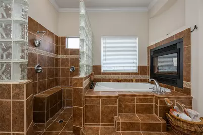 1016 Merlene Drive, Austin, TX 78732 - Photo 14