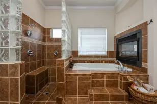 1016 Merlene Dr, Austin, TX 78732 - Photo 14