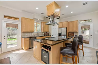 1016 Merlene Drive, Austin, TX 78732 - Photo 8