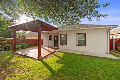 11101 Liberty Farms Drive, Austin, TX 78754 - Photo 16