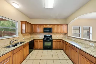 11101 Liberty Farms Drive, Austin, TX 78754 - Photo 6