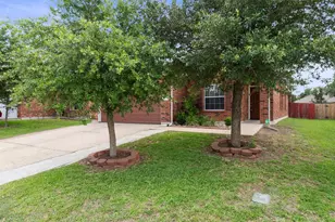 11101 Liberty Farms Dr, Austin, TX 78754 - Photo 2