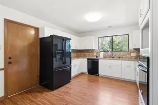 11107 Stormy Ridge Rd, Austin, TX 78739 - Photo 26