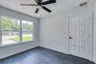 6202 Carnation Terrace, Austin, TX 78741 - Photo 18