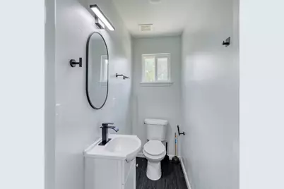 6202 Carnation Terrace, Austin, TX 78741 - Photo 16