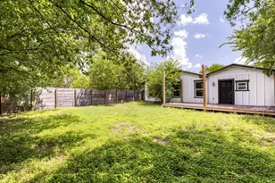 6202 Carnation Terrace, Austin, TX 78741 - Photo 38