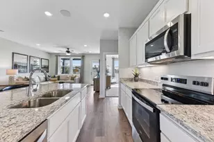 221 Firefox Wy, Jarrell, TX 76537 - Photo 4