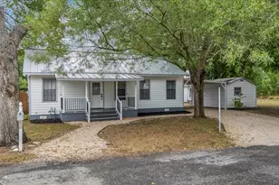 339 N Water St, La Grange, TX 78945 - Photo 30