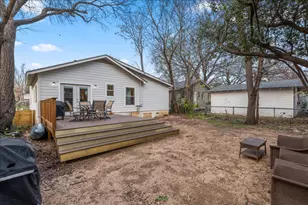 3007 E 18th St, Austin, TX 78702 - Photo 32
