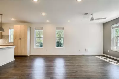 2624 Metcalfe Road #7, Austin, TX 78741 - Photo 6