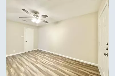 2110 Blue Meadow #B, Austin, TX 78744 - Photo 20