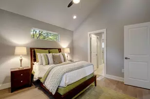 5308 Downs Dr, Austin, TX 78721 - Photo 10