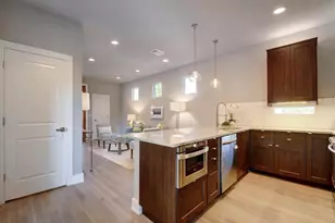 5308 Downs Dr, Austin, TX 78721 - Photo 8