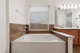 228 Hoot Owl Ln N, Leander, TX 78641 - Photo 20