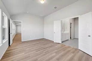 13709 Warnock Trl, Manor, TX 78653 - Photo 12