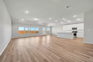 13709 Warnock Trl, Manor, TX 78653 - Photo 8