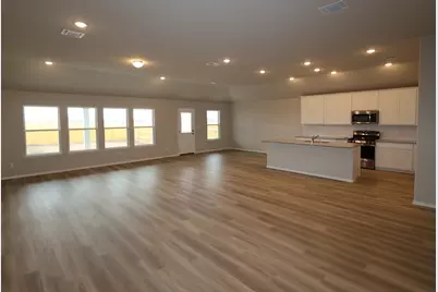 13709 Warnock Trail, Manor, TX 78653 - Photo 6