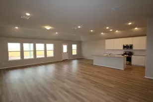 13709 Warnock Trl, Manor, TX 78653 - Photo 6