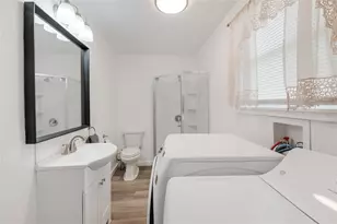 445 W Vaughan St, Bertram, TX 78605 - Photo 14