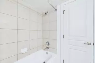 711 W 32nd St, Austin, TX 78705 - Photo 12