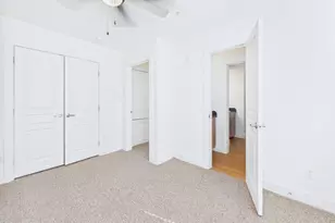 711 W 32nd St, Austin, TX 78705 - Photo 16