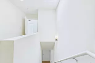 711 W 32nd St, Austin, TX 78705 - Photo 8