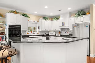 4 Tiburon Dr, Austin, TX 78738 - Photo 8