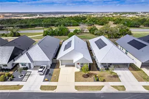 304 Painted Sunset Dr, Georgetown, TX 78628 - Photo 2