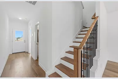111 Blackfoot Daisy Path, San Marcos, TX 78666 - Photo 10