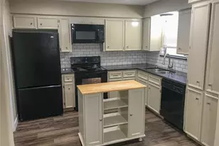 10511 Robinwood Cir, Austin, TX 78758 - Photo 6