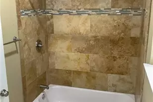 10511 Robinwood Cir, Austin, TX 78758 - Photo 18