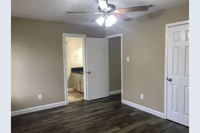 10511 Robinwood Circle, Austin, TX 78758 - Photo 16