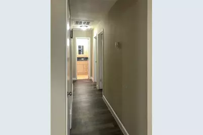 10511 Robinwood Circle, Austin, TX 78758 - Photo 8