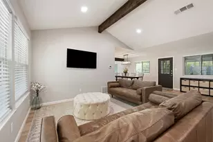 6105 Sun Vista Dr, Austin, TX 78749 - Photo 2