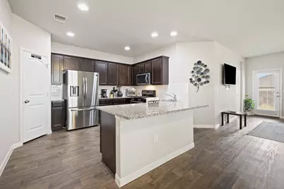 204 Rochester Lane, Hutto, TX 78634 - Photo 8