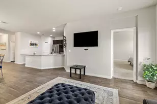 204 Rochester Ln, Hutto, TX 78634 - Photo 22