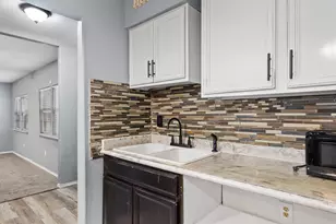5501 Spring Meadow Rd, Austin, TX 78744 - Photo 2