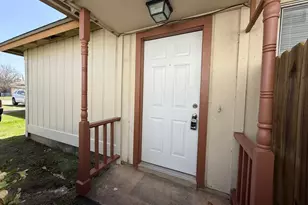 2122 Andover Dr, Round Rock, TX 78664 - Photo 2