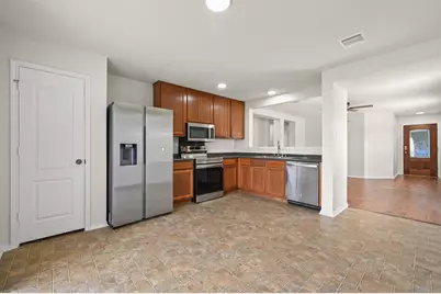 5624 Sunday Silence Drive, Del Valle, TX 78617 - Photo 12